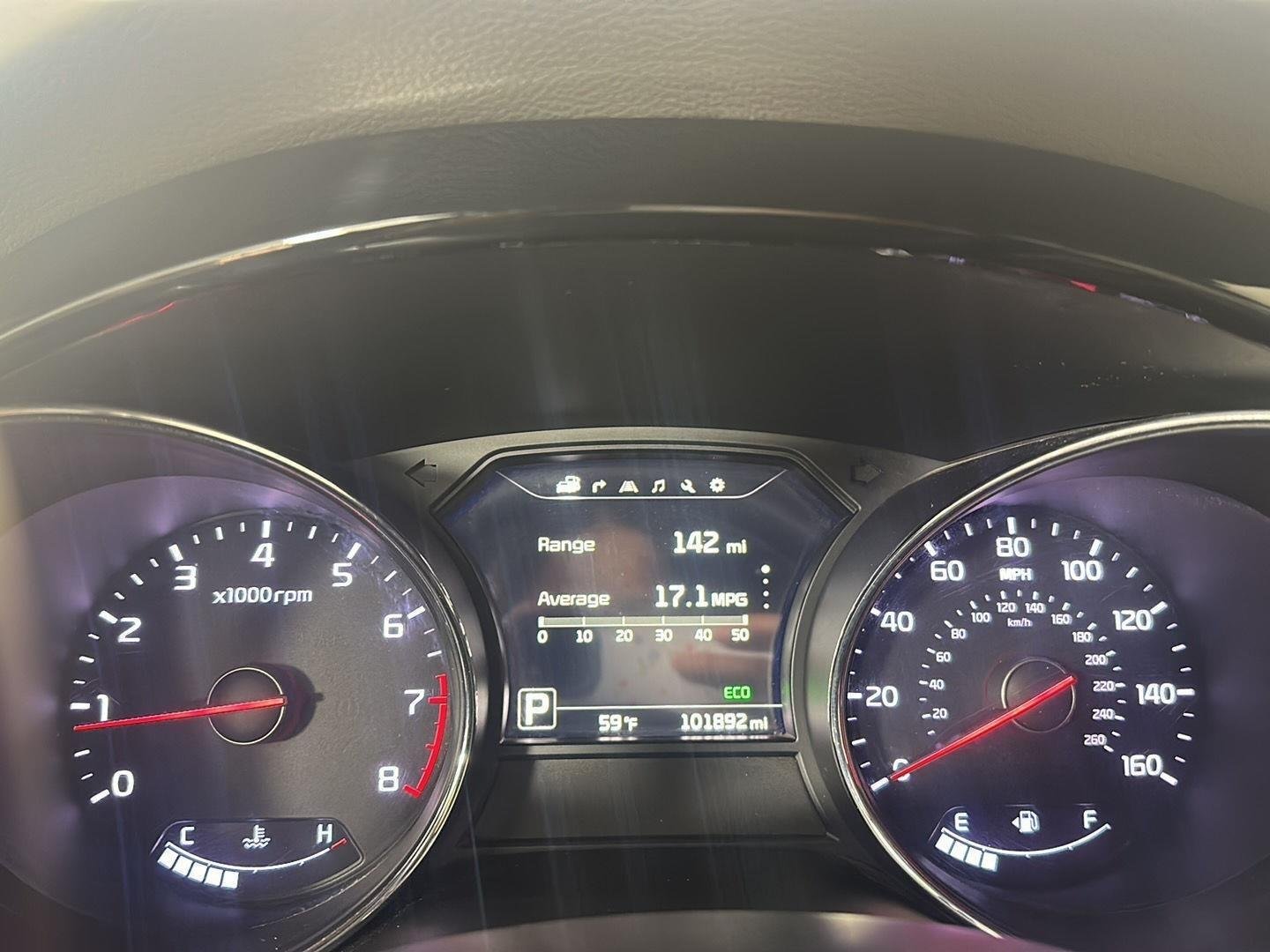 Used 2017 Platinum Graphite Kia SXL image 7