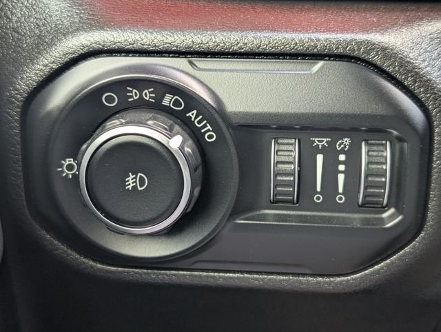 Used 2020 Gray Jeep Unlimited Rubicon image 22