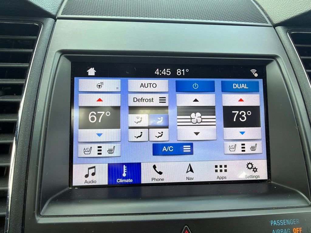 Used 2019 Ingot Silver Ford Limited image 22