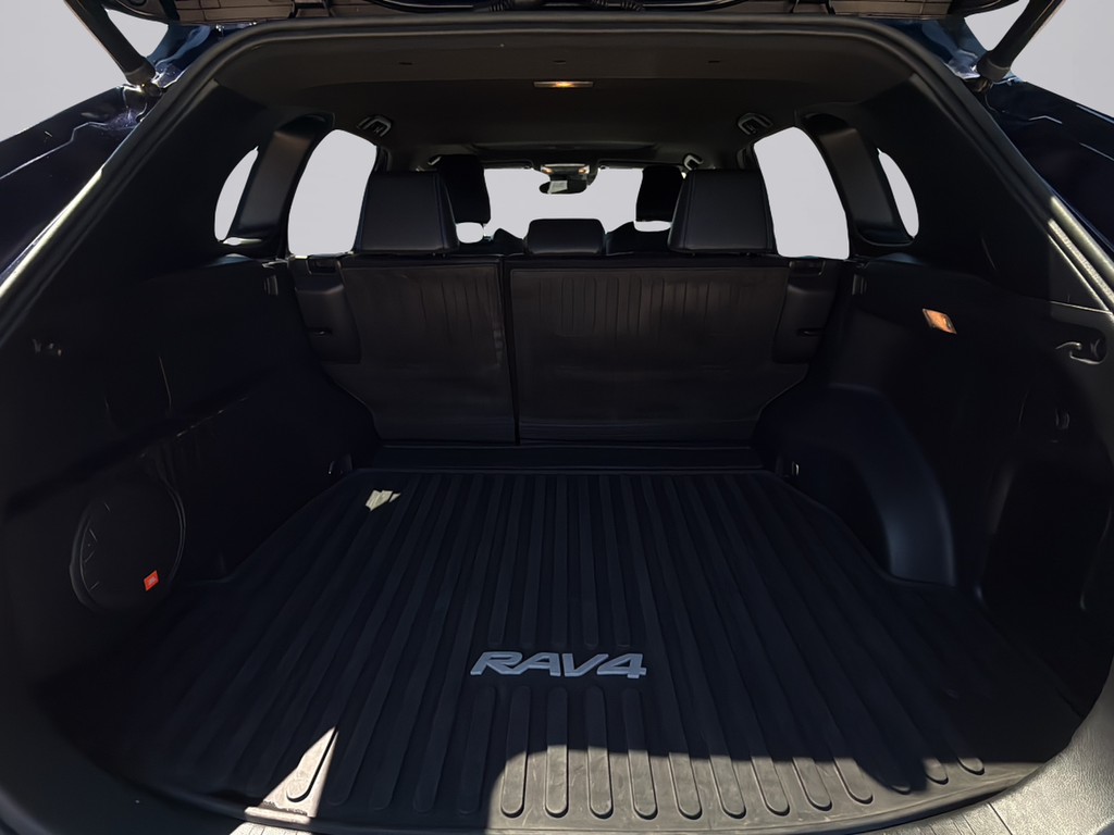 Used 2021 Midnight Black Metallic Toyota XSE image 30