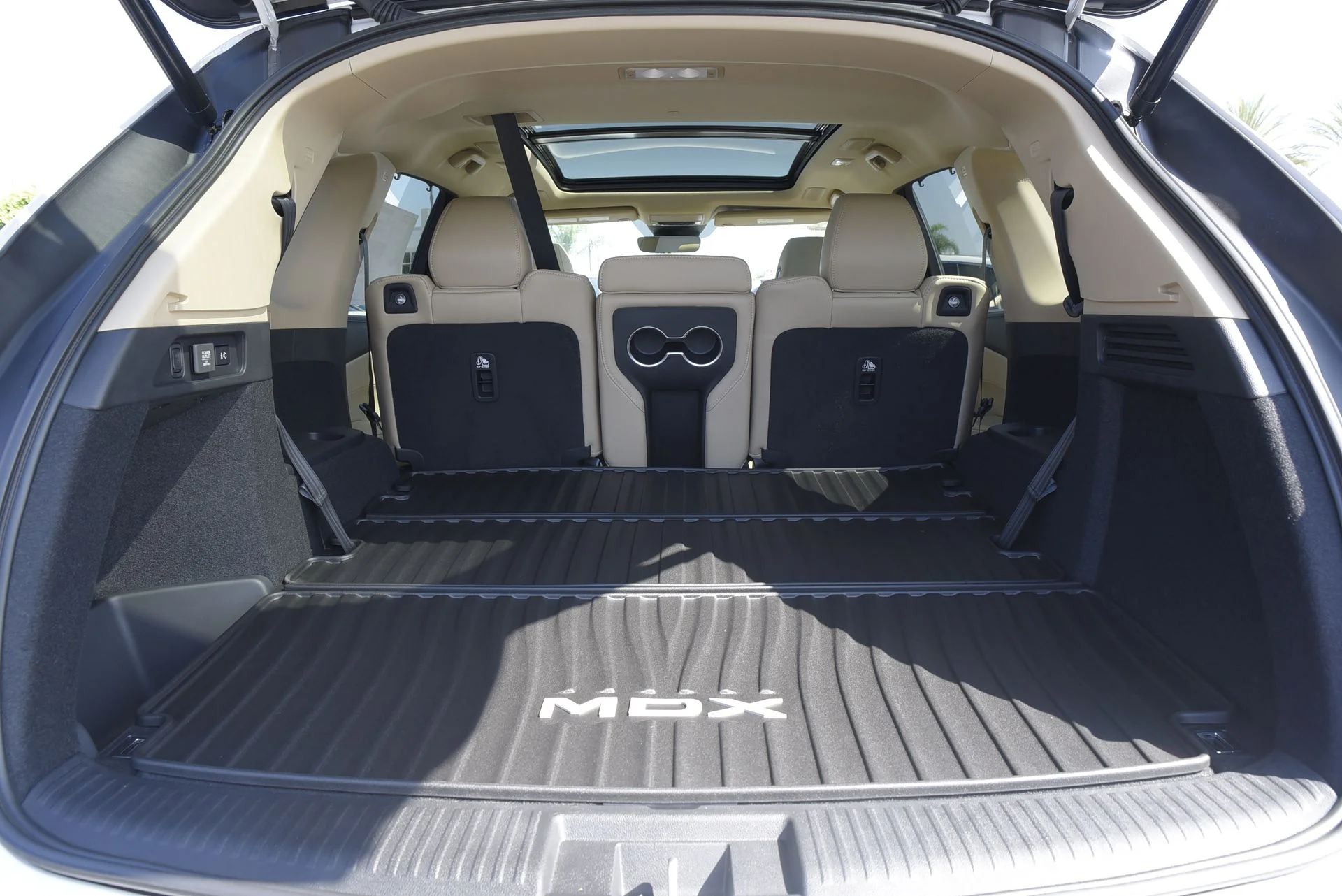 New 2026 Platinum White Pearl Acura SH-AWD with Technology Package image 18