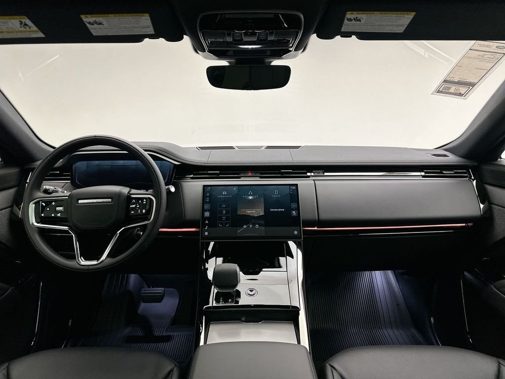 New 2026 Borasco Grey Land Rover SE image 8