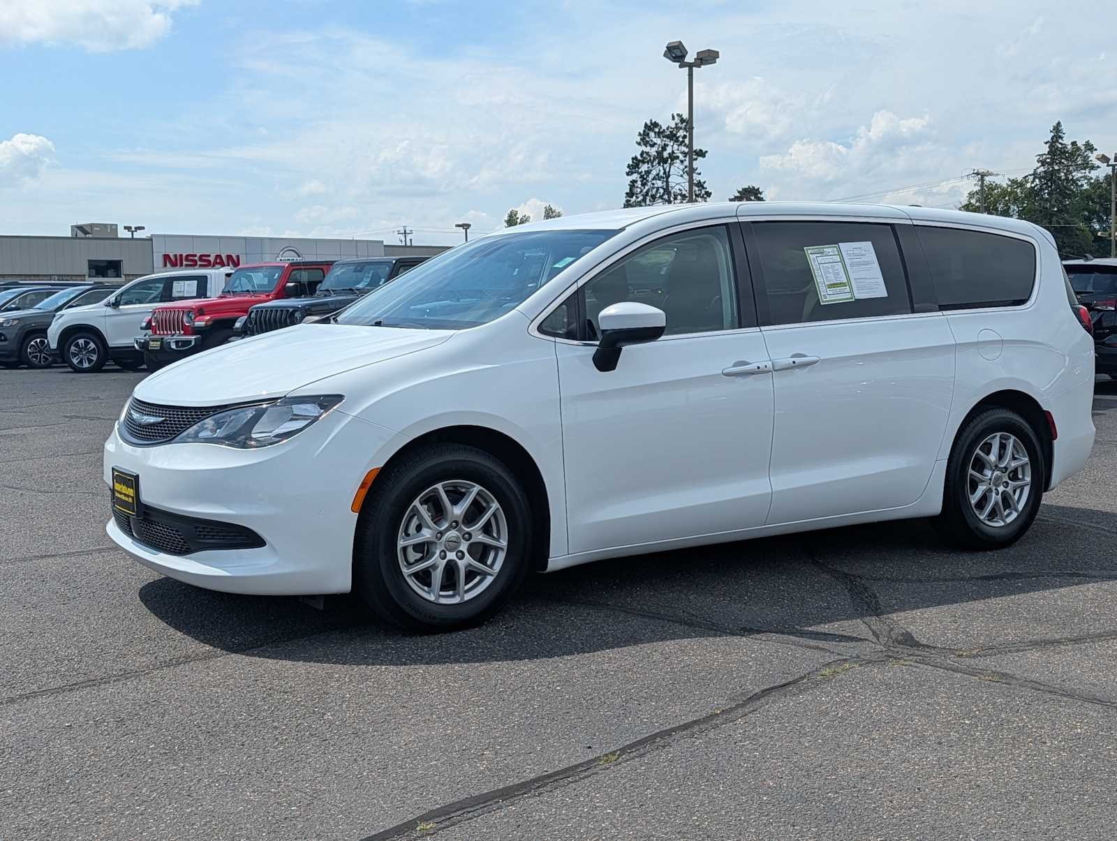 Used 2023 Bright White Clearcoat Chrysler LX image 3