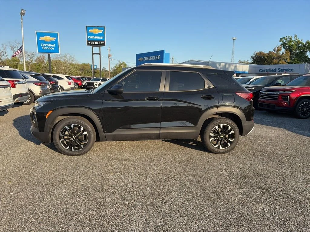 Used 2021 Chevrolet Trailblazer LT with VIN KL79MPSL3MB121608 for sale in Live Oak, FL