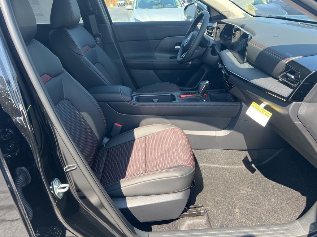 2026 Nissan KICKS SR AWD - Photo 9