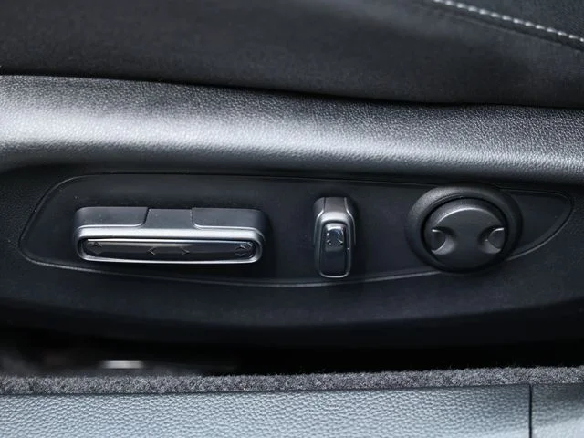 2025 Honda Accord SE - Photo 22