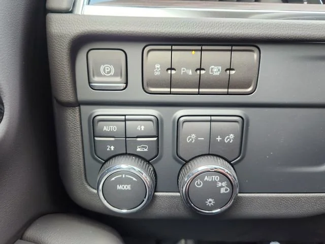 New 2025 Black Chevrolet Commercial image 28
