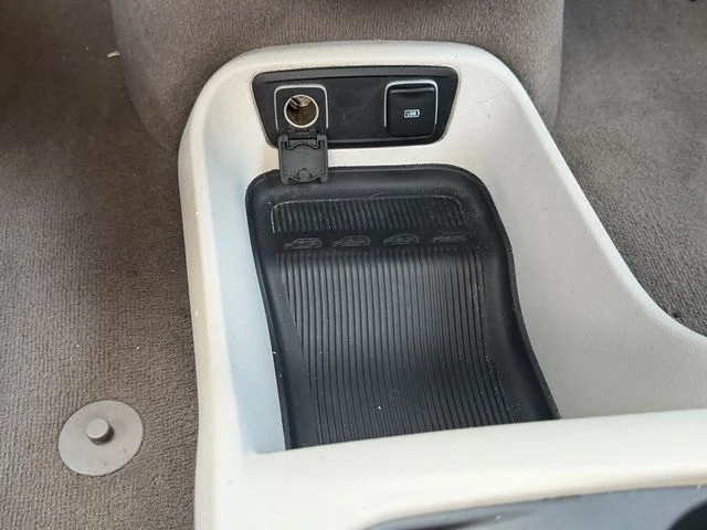 Used 2017 Gray Chrysler Touring image 27