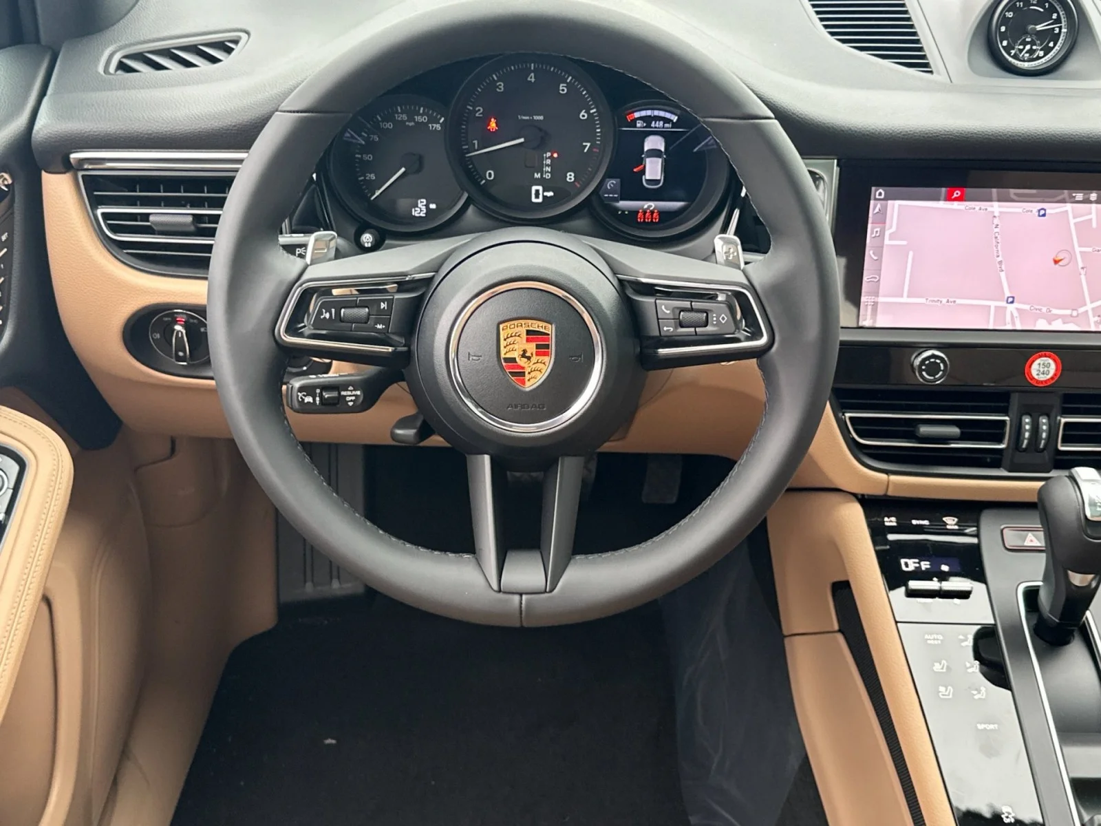 2026 Porsche Macan - Photo 14