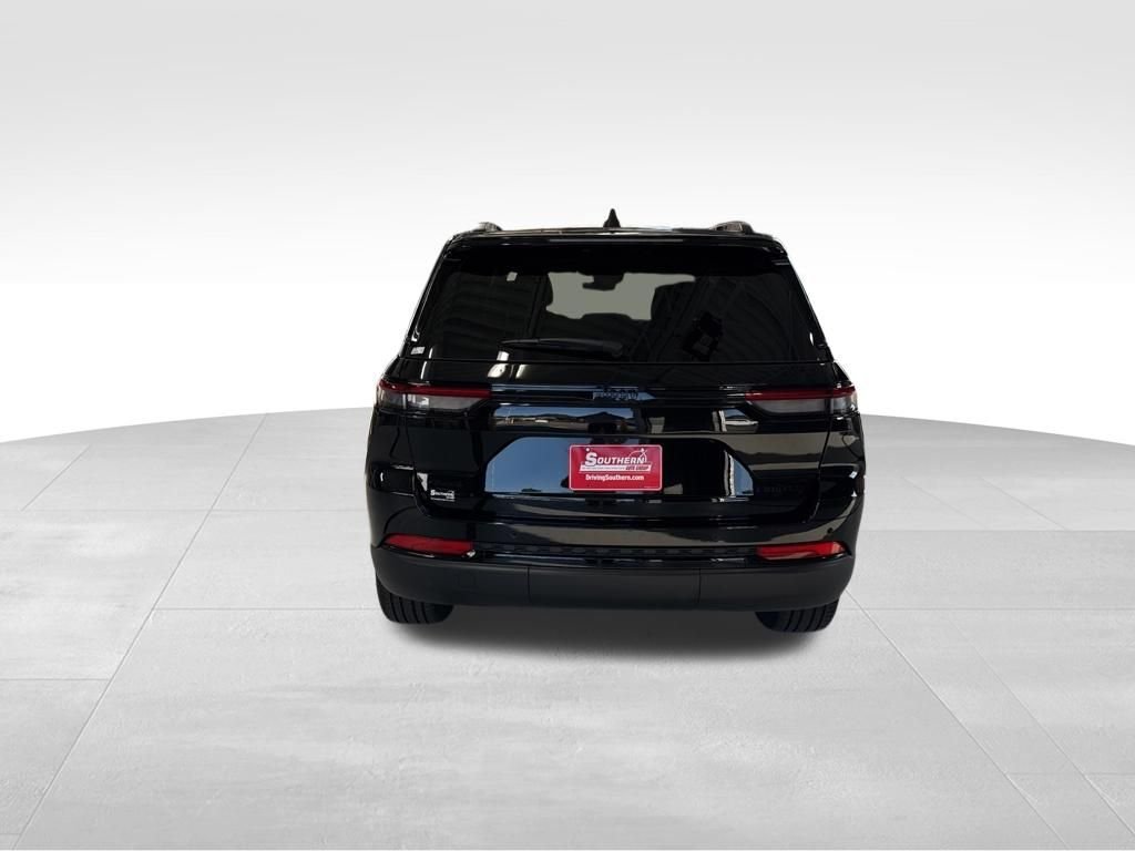 Used 2025 Black Jeep Limited image 4