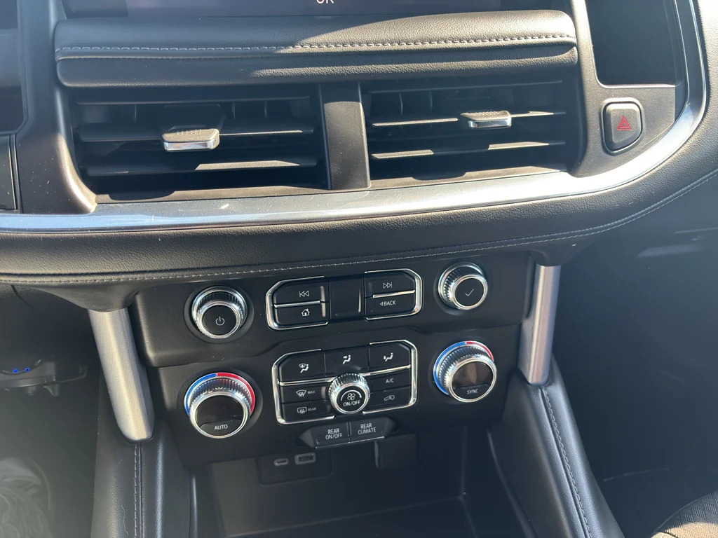 Used 2021 Summit White GMC SLE image 26
