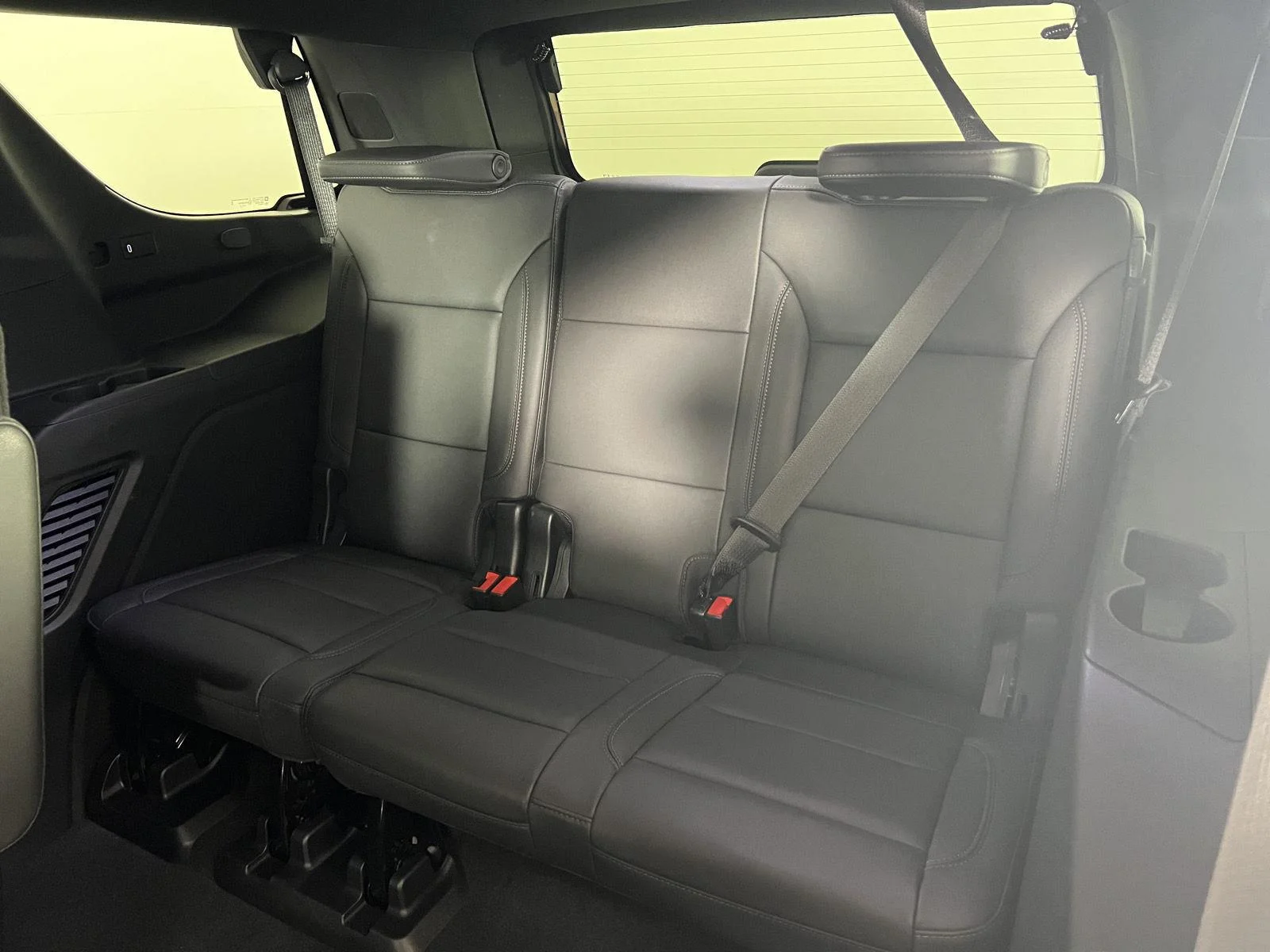 Used 2022 SUMMIT WHITE Chevrolet Z71 image 24