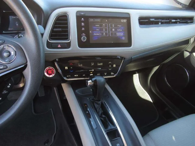 Used 2019 Lunar Silver Metallic Honda EX image 17