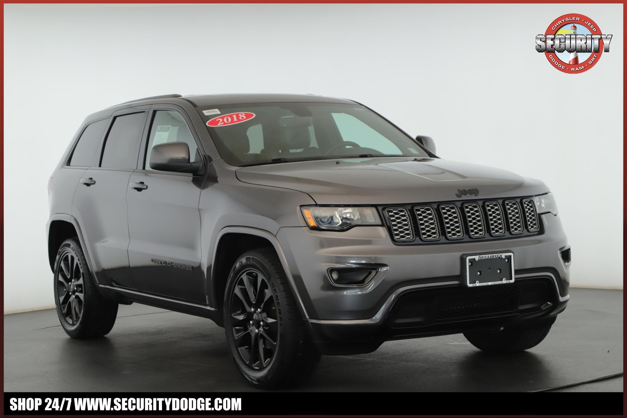 2018 Jeep Grand Cherokee Altitude 4WD's photo
