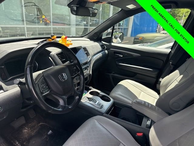 Certified Used 2019 Obsidian Blue Pearl Honda EX-L image 13