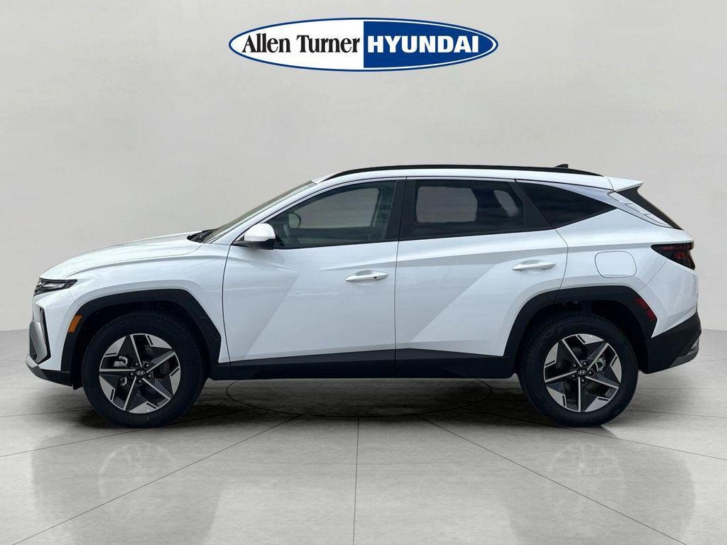 New 2026 Creamy White Pearl Hyundai SEL AWD image 5