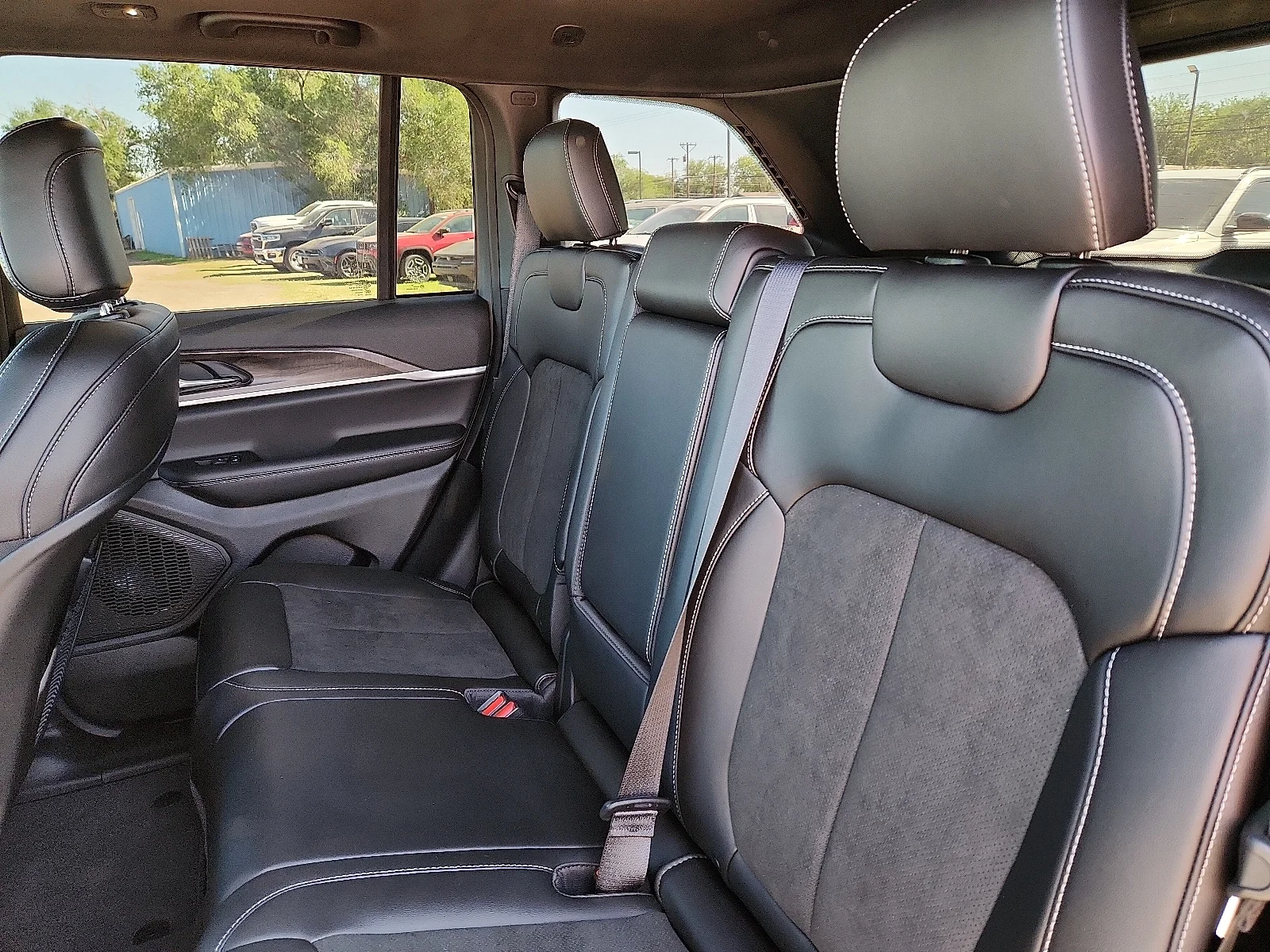 New 2026 Silver Jeep LAREDO ALTITUDE 4X4 image 10
