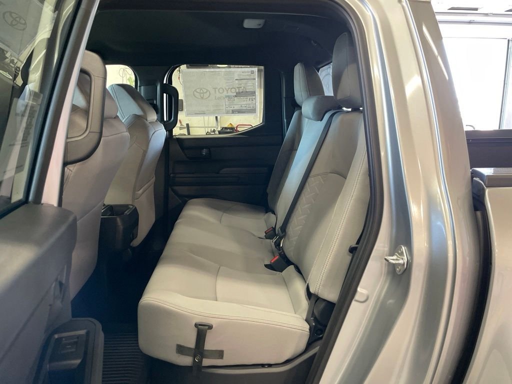 2026 Toyota Tacoma SR5 - Photo 28