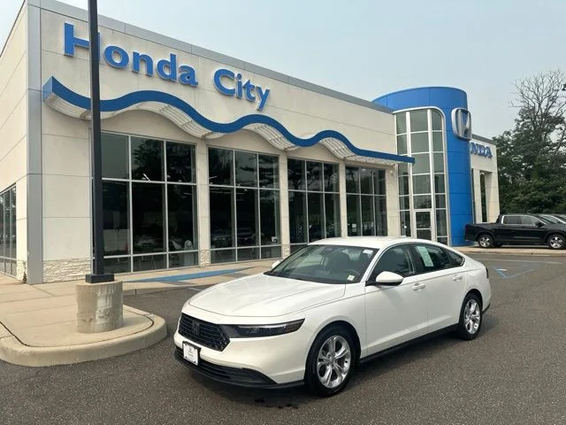 Certified Used 2023 Platinum White Pearl Honda LX image 2