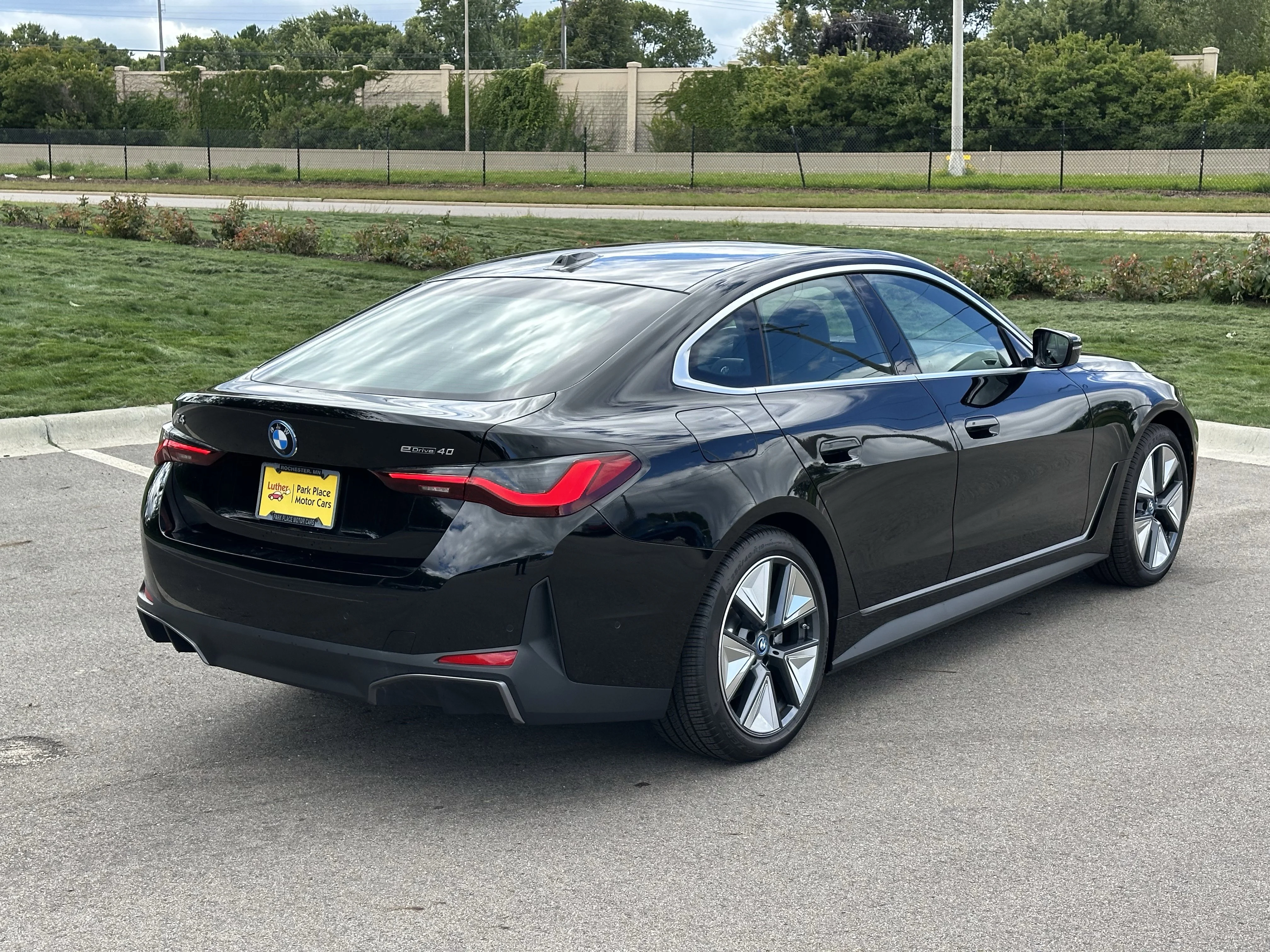 New 2024 Jet Black BMW eDrive40 image 7