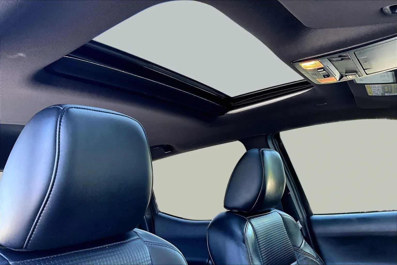 Used 2020 Magnetic Gray Metallic Toyota Limited image 14