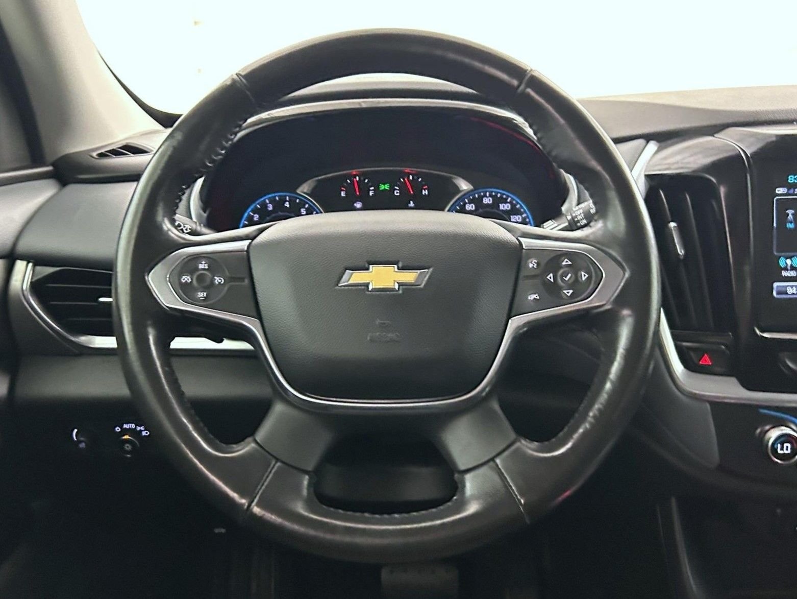 Used 2019 Gray Chevrolet LT image 11