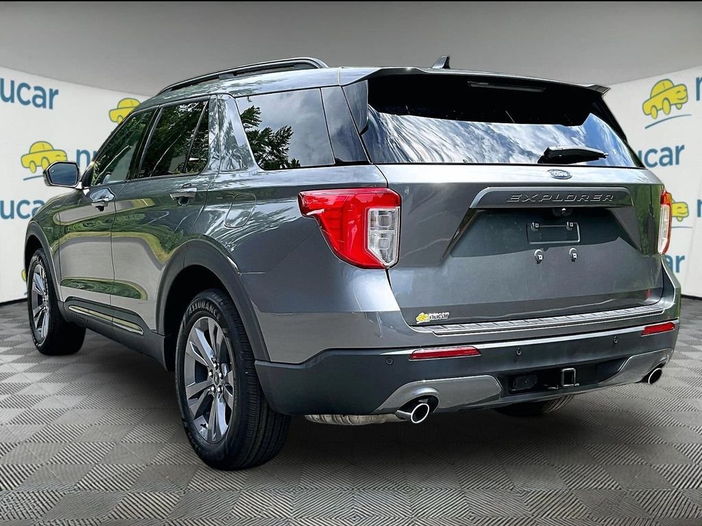 Used 2023 Gray Ford XLT image 5