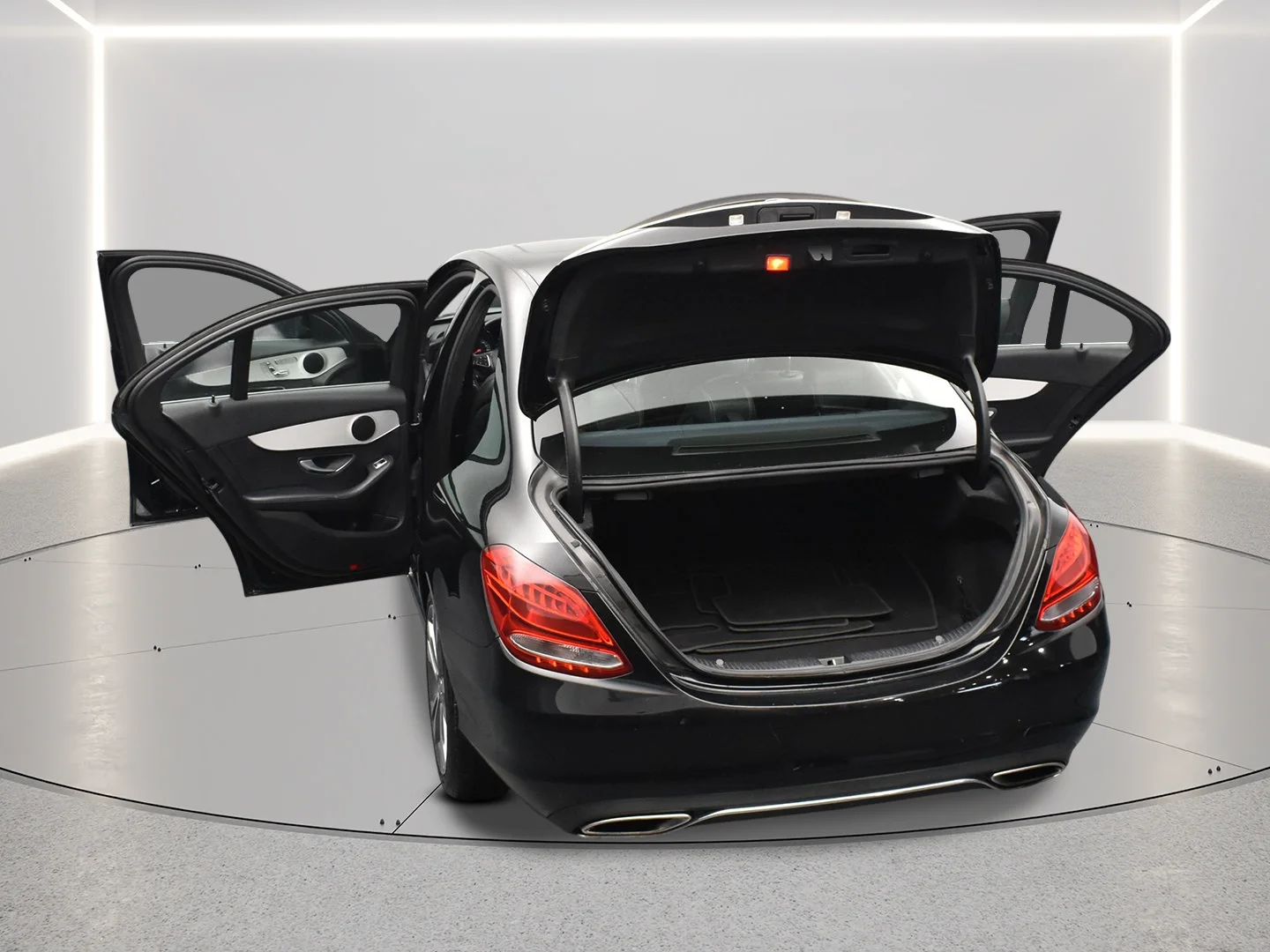 Used 2018 Black Mercedes-Benz C 300 image 6