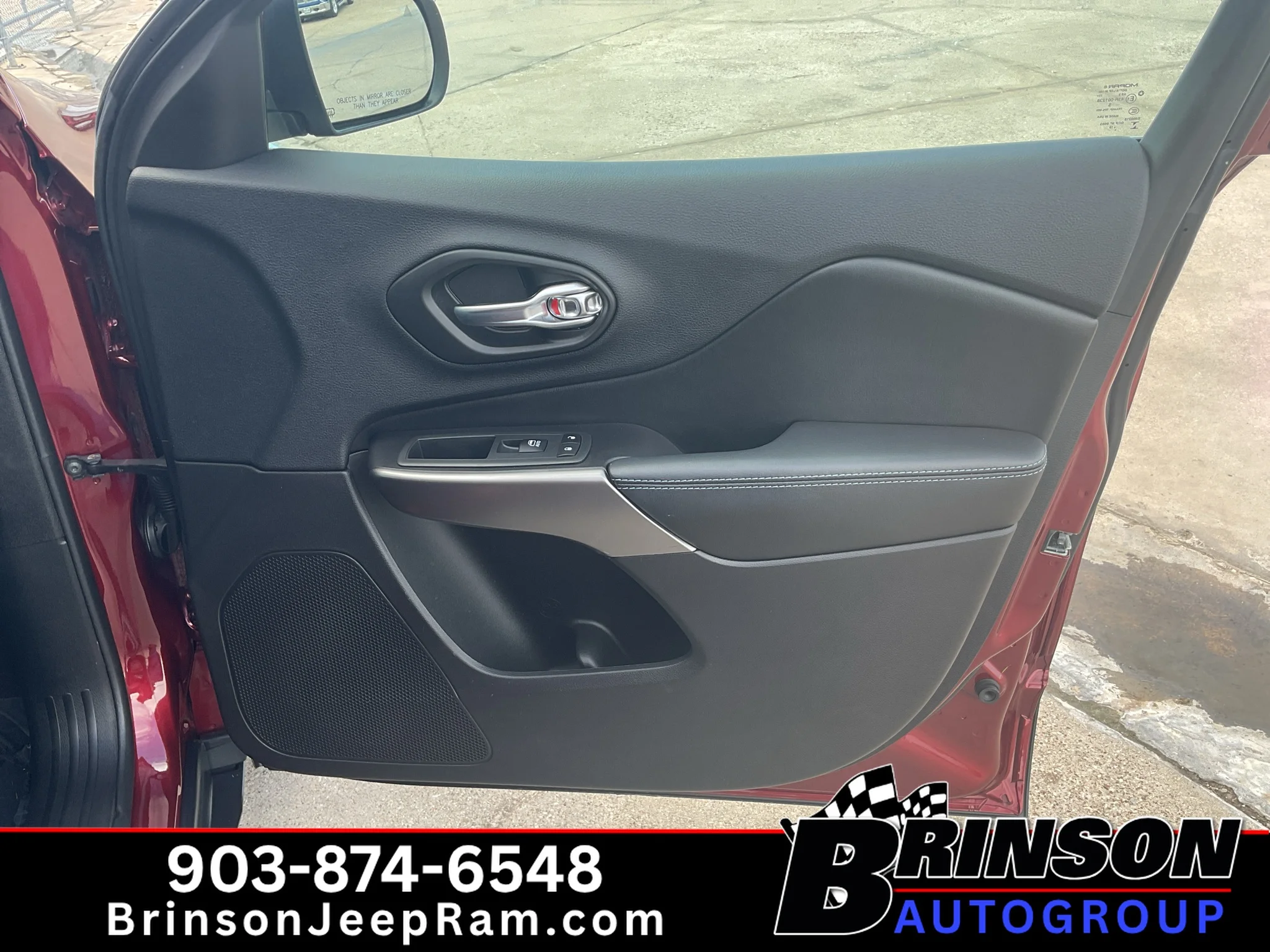 Used 2020 Velvet Red Pearlcoat Jeep Latitude Plus image 21