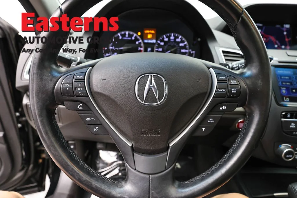 Used 2016 Black Acura Base image 10