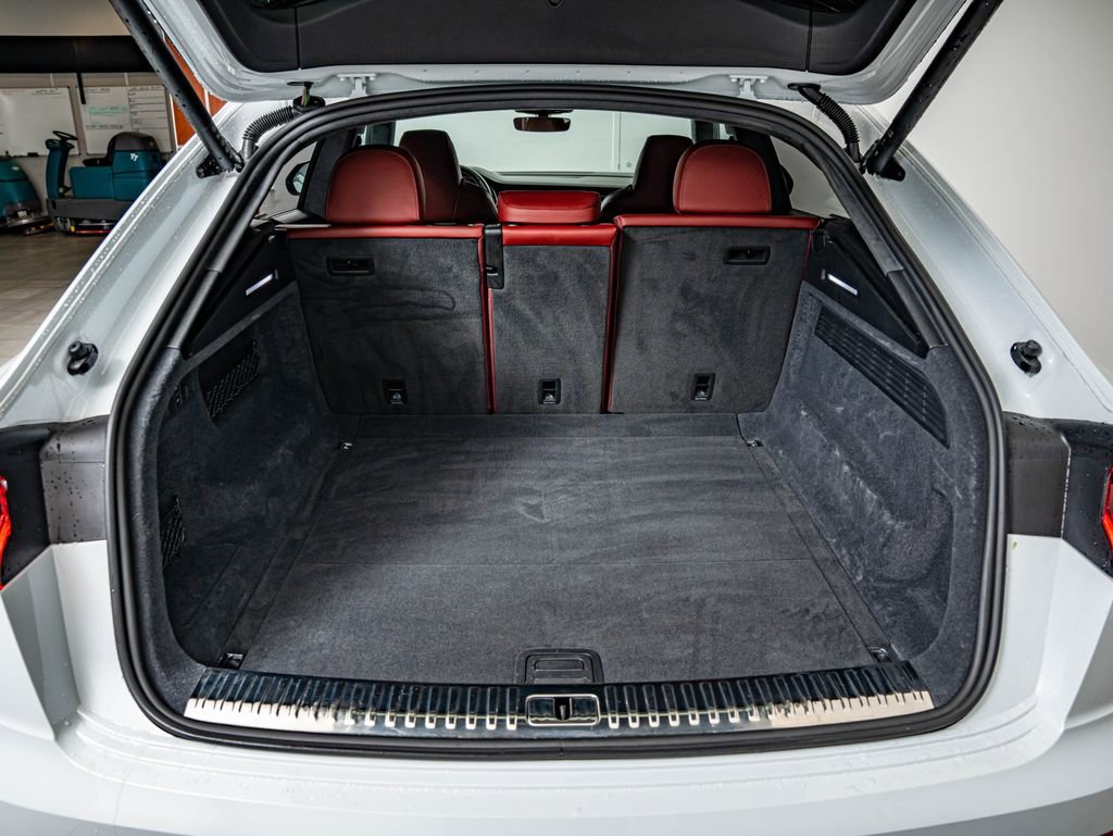 Used 2023 Glacier White Audi 4.0T Prestige image 43