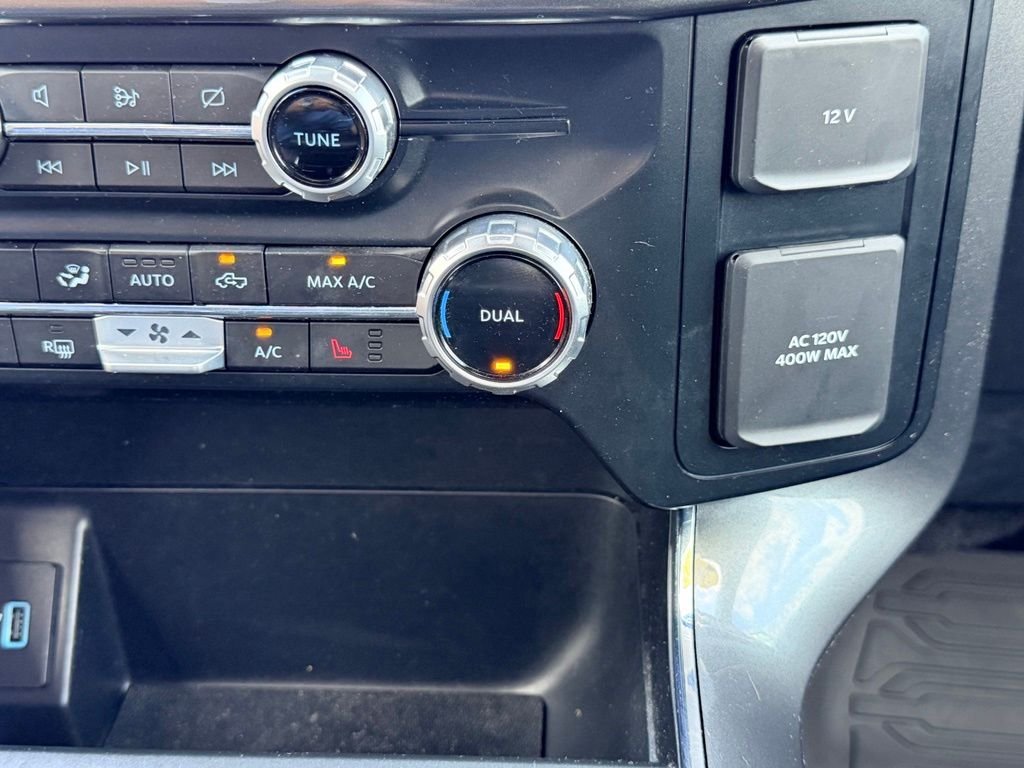 Used 2023 Blue Ford XLT image 34