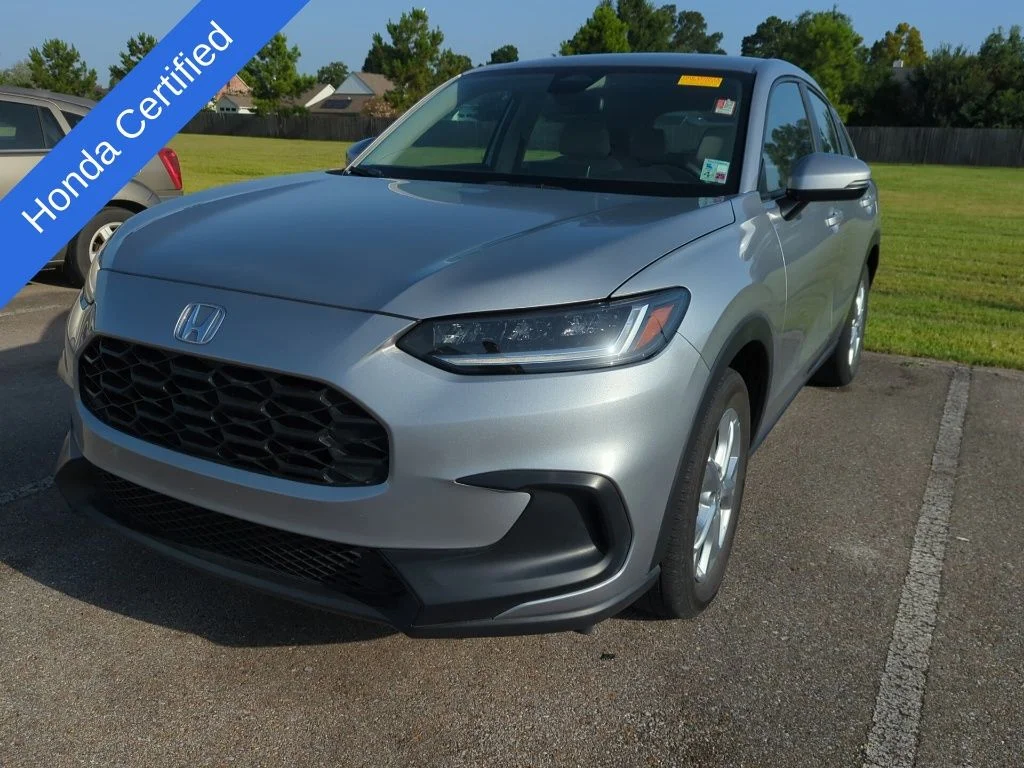 Certified Used 2024 Lunar Silver Metallic Honda LX image 1
