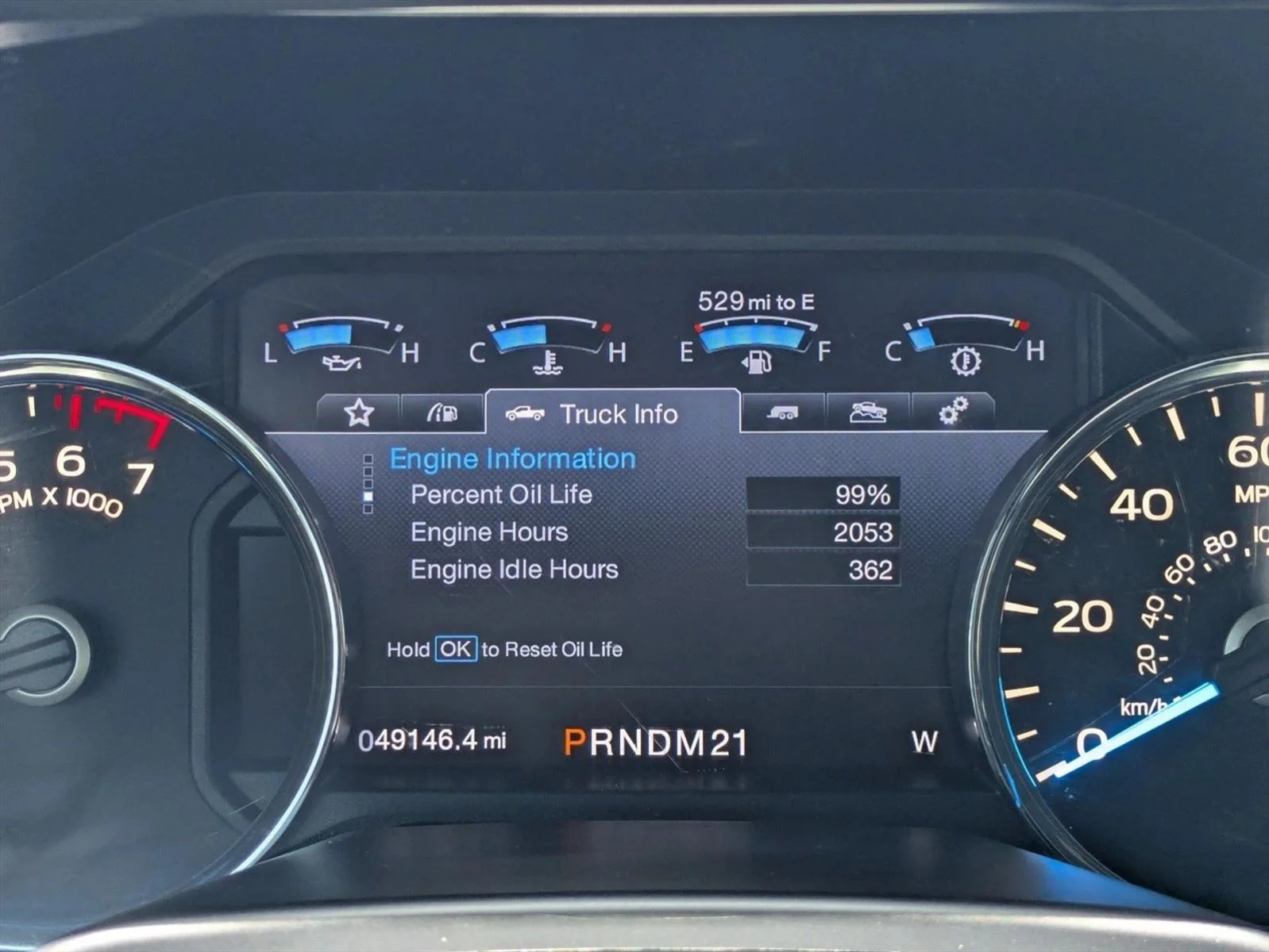Used 2015 Magnetic Metallic Ford Platinum image 11