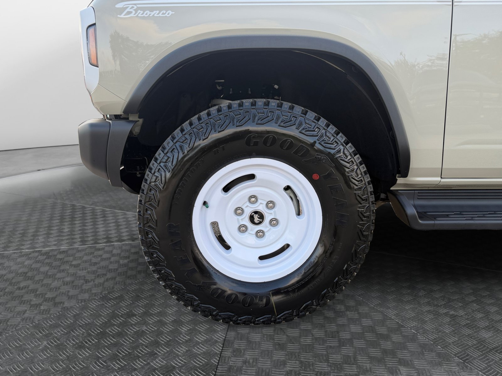 New 2026 Desert Sand Ford Heritage Edition image 9