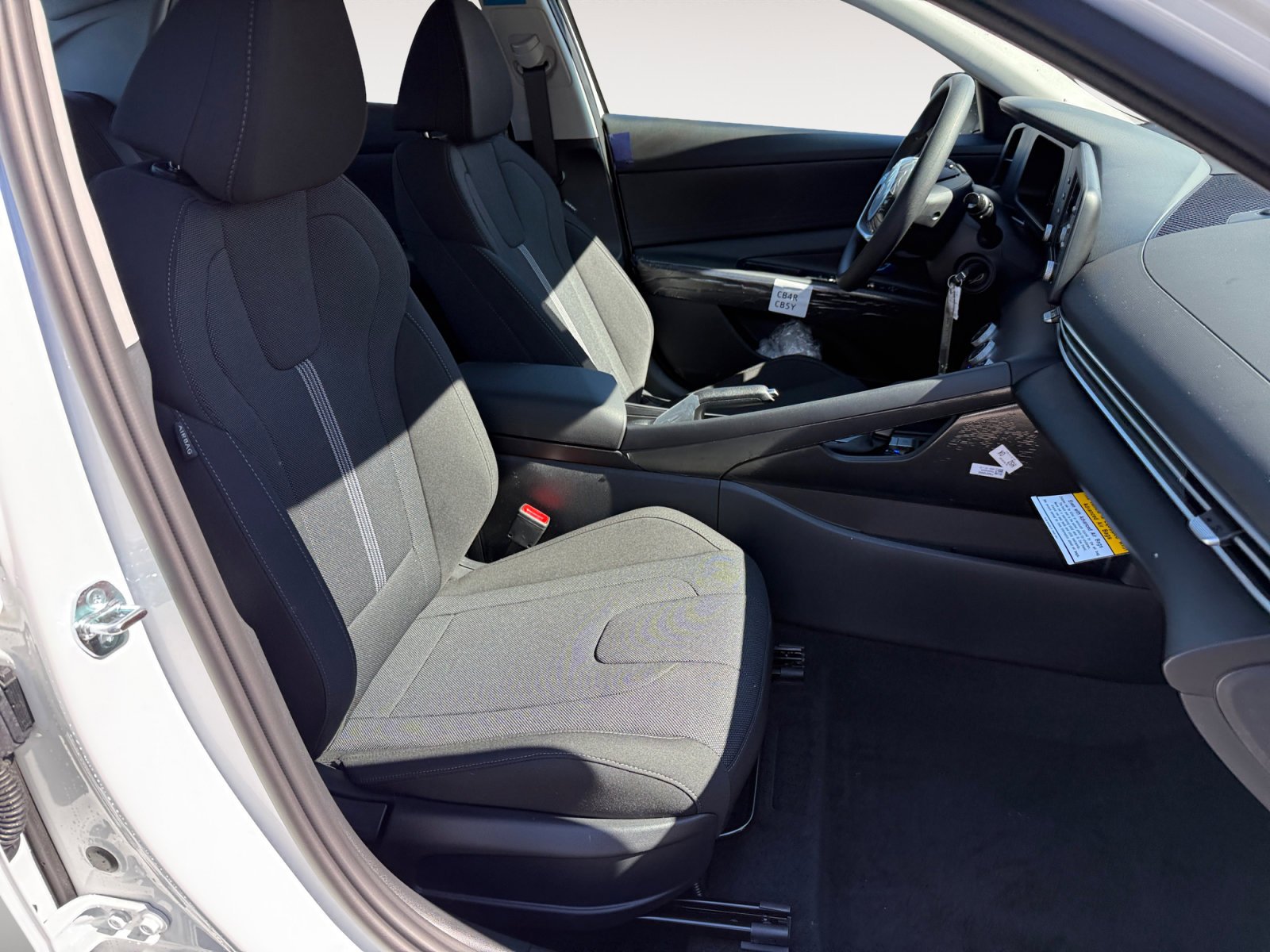 New 2026 Serenity White Hyundai SE image 19