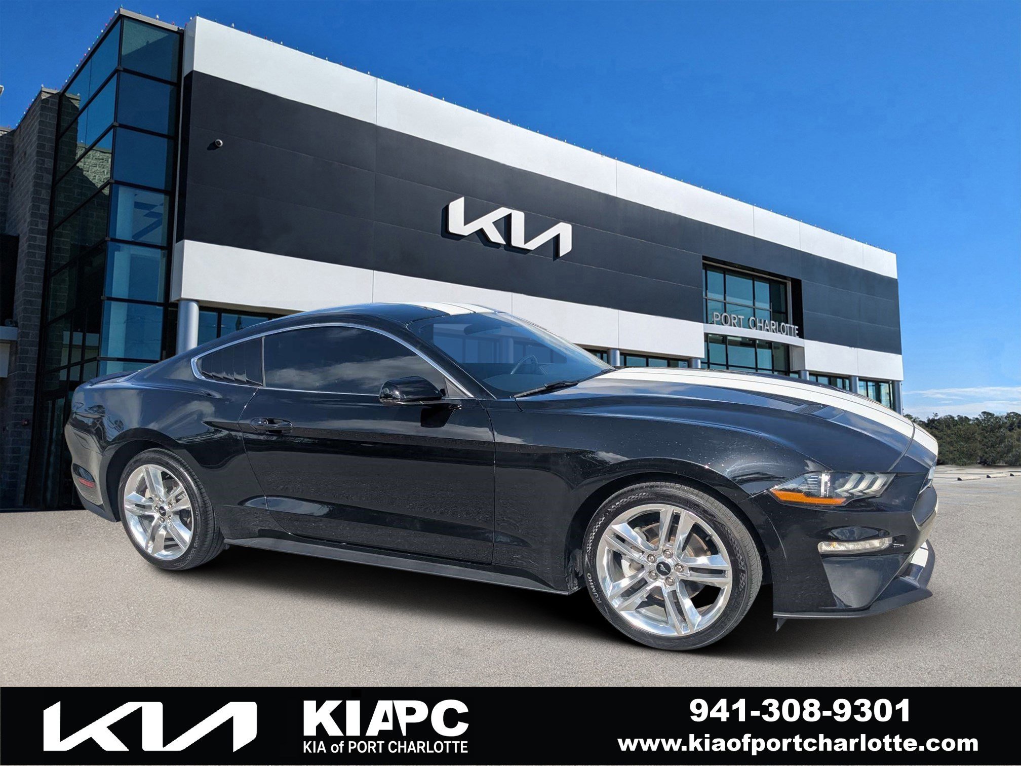 2020 Ford Mustang EcoBoost Coupe Premium's photo