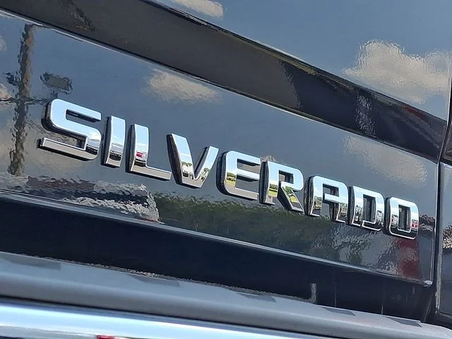 Used 2014 Black Chevrolet LTZ image 31