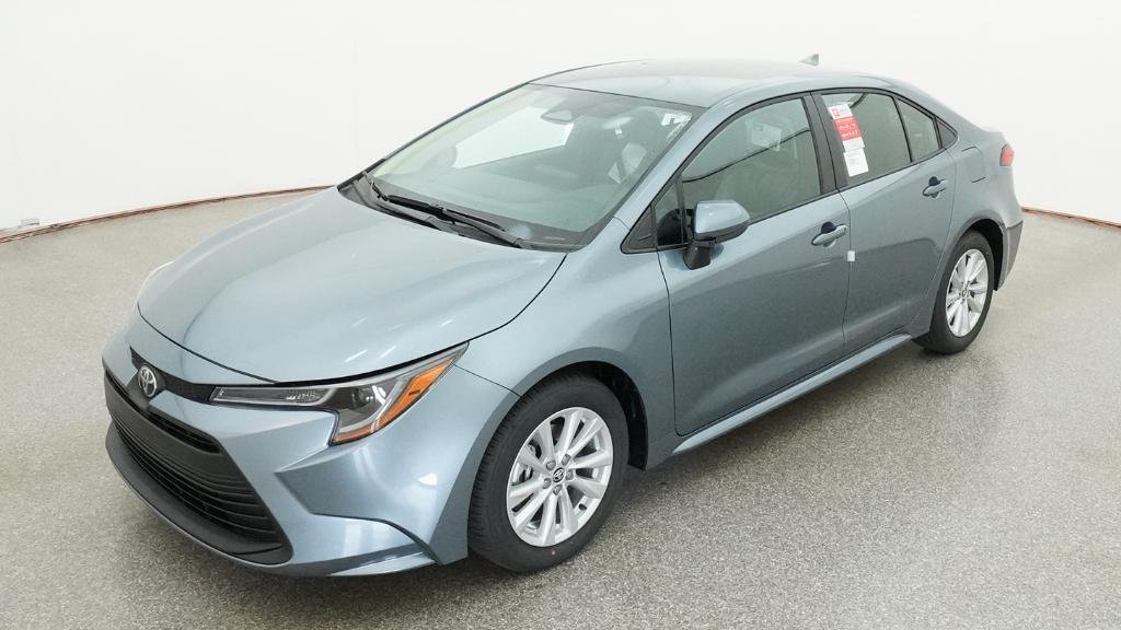 2026 Toyota Corolla LE CVT's photo