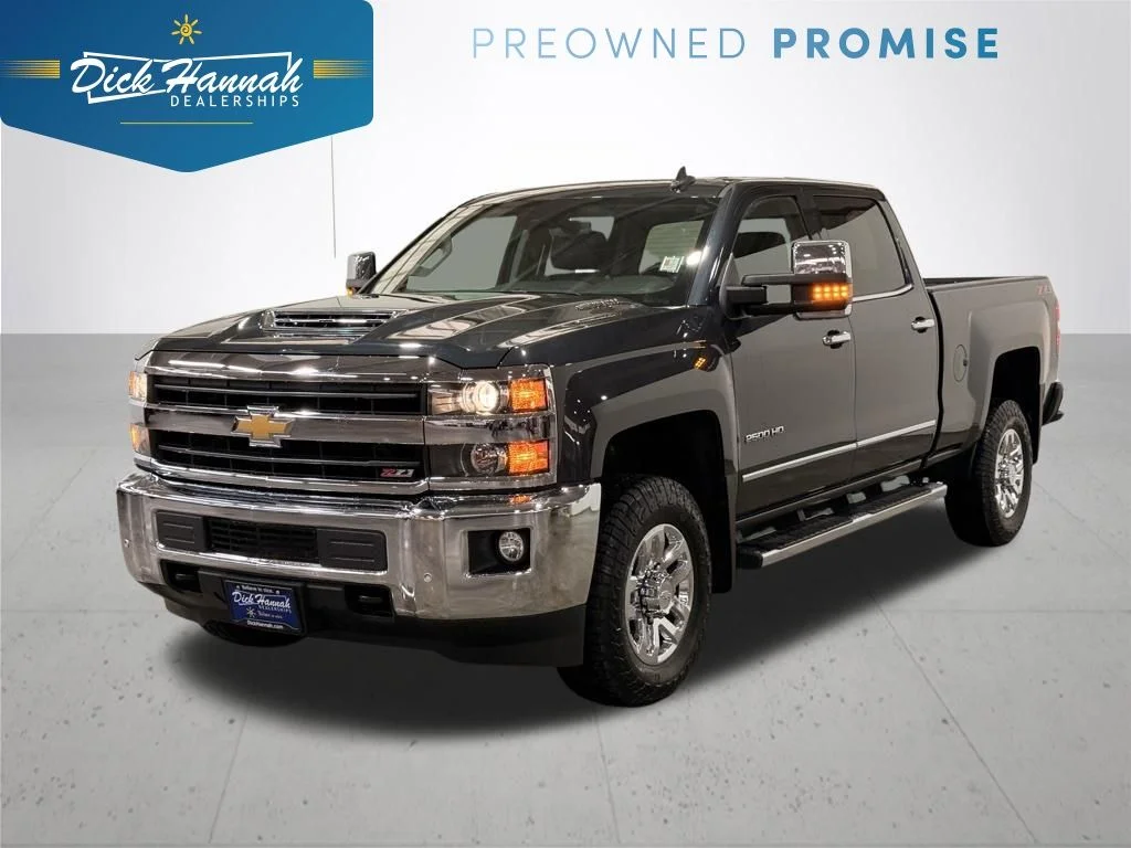 2019 Chevrolet Silverado HD LTZ 4WD Crew Cab Standard Box's photo