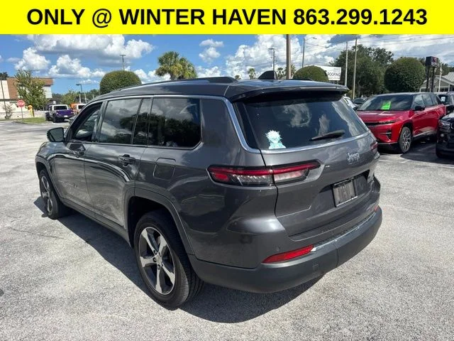 Used 2023 Gray Jeep Limited image 4