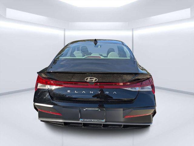 New 2026 Black Hyundai SEL Sport image 4