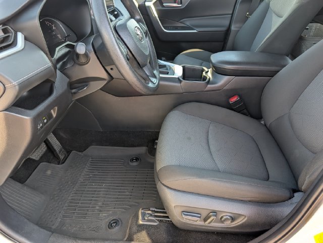 Used 2025 White Toyota XLE image 15