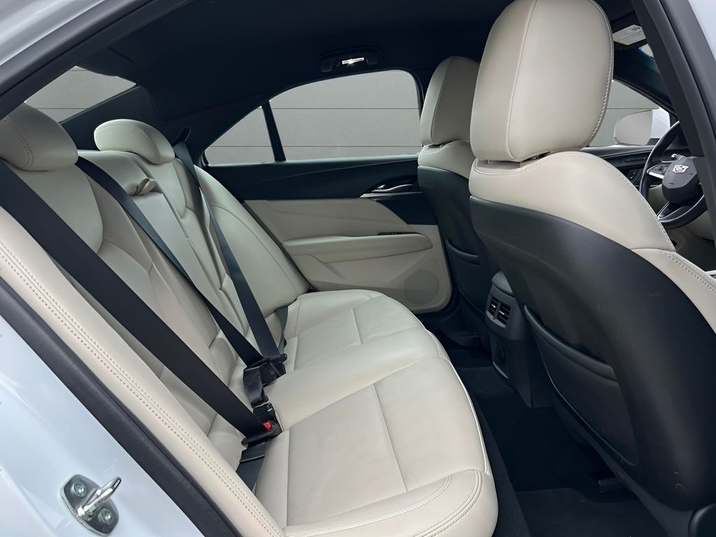 Used 2024 White Cadillac Premium Luxury image 26