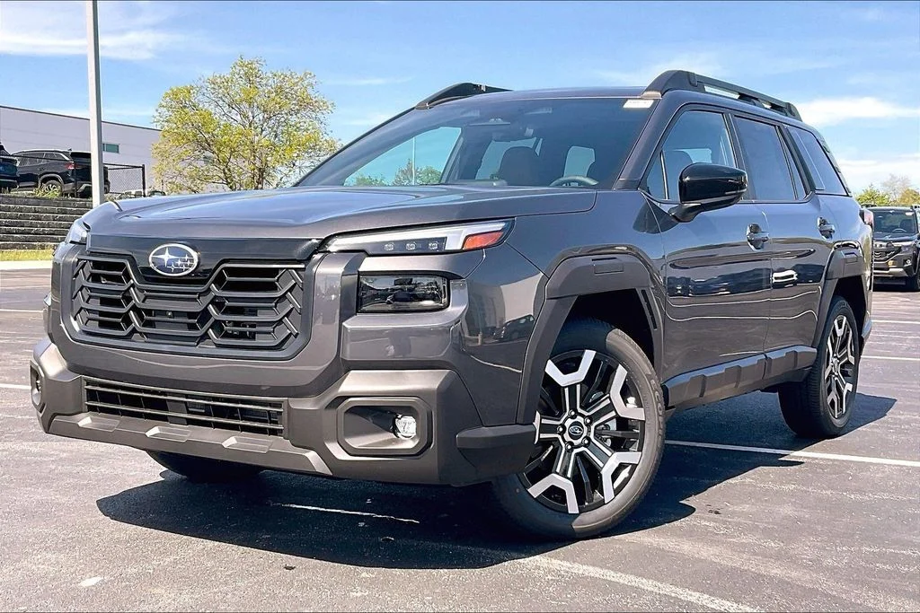 New 2026 MAGNETITE GRAY METALLIC Subaru Touring XT image 2