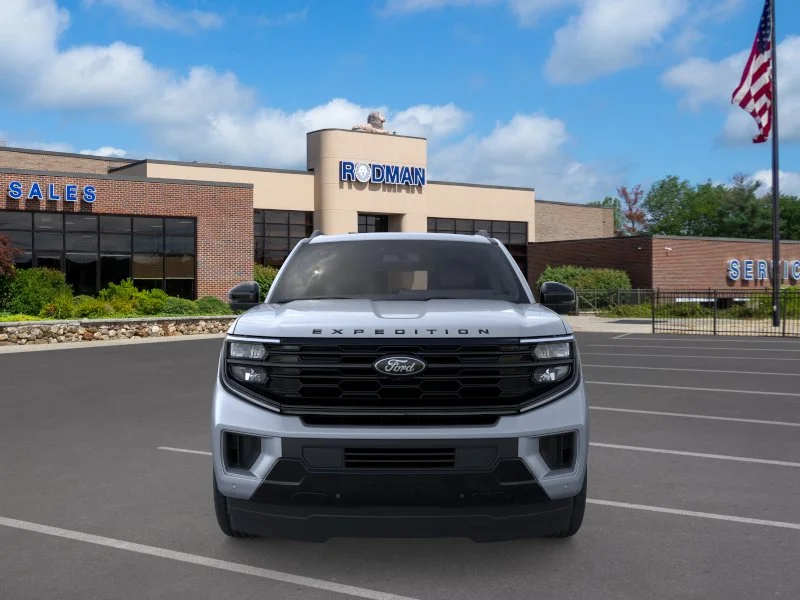 New 2026 Glacier Gray Metallic Tri-Coat Ford Platinum® image 36