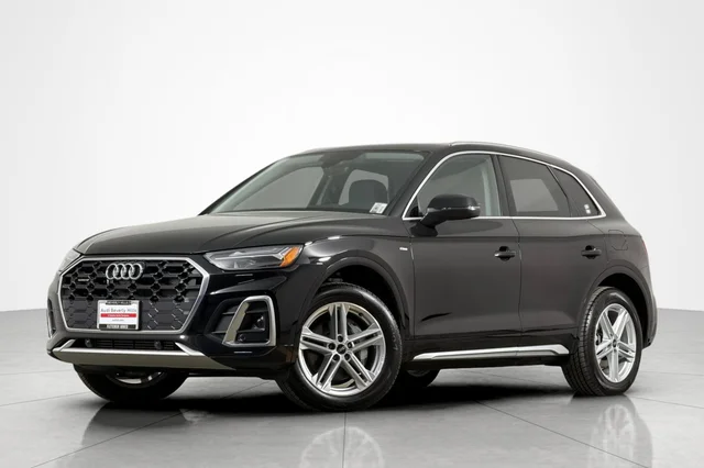 2025 Audi Q5 S line Premium 55 TFSI e quattro