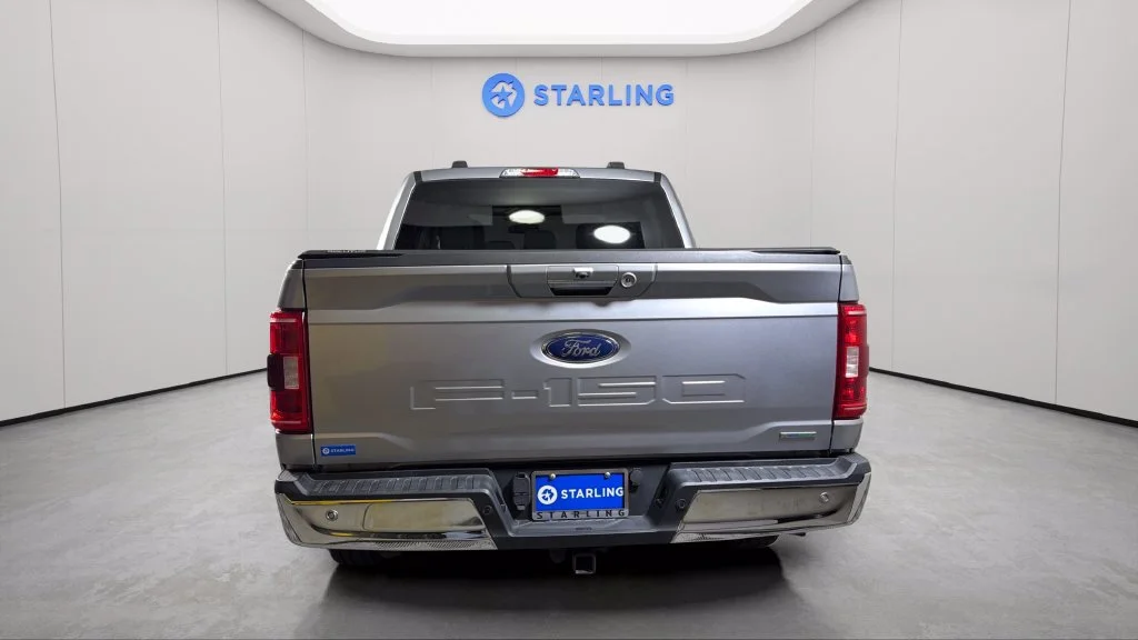 Used 2021 Silver Ford XLT image 7
