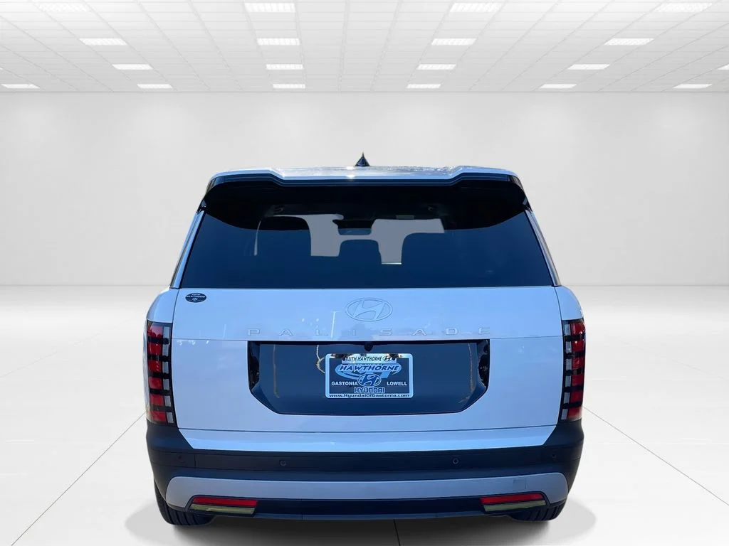 New 2026 White Hyundai SE image 5