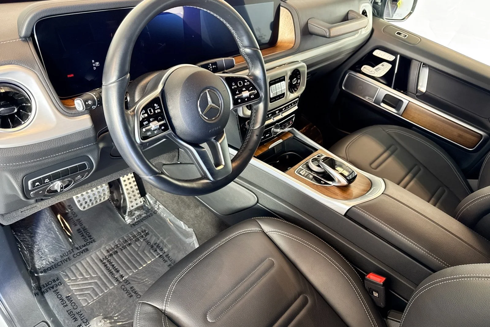 Used 2023 Iridium Silver Metallic Mercedes-Benz G 550 image 9